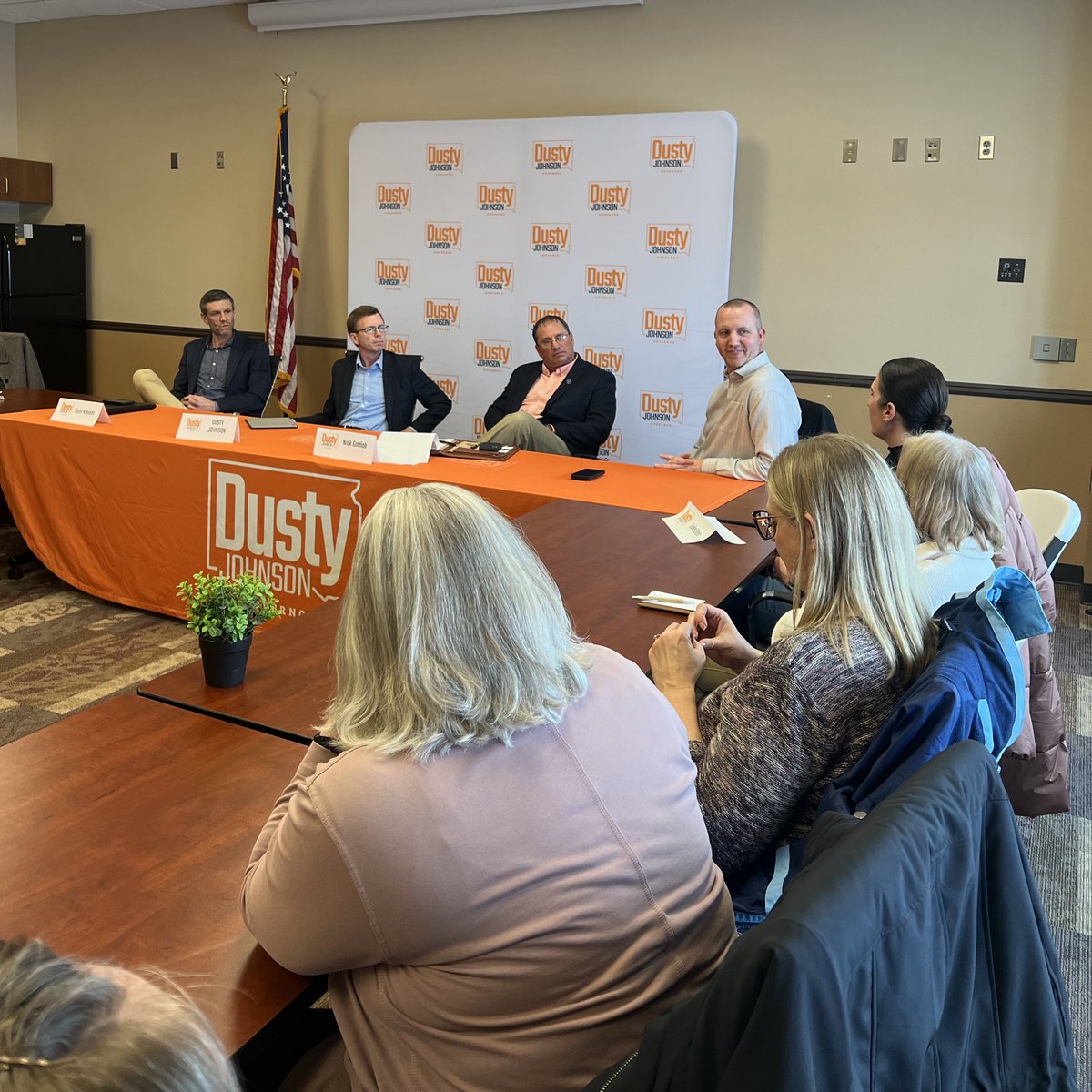 Dusty Johnson tweet media