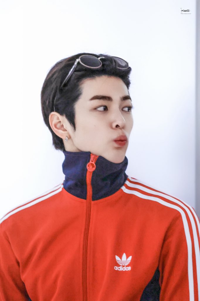 𝑲𝒆𝑺 tweet media