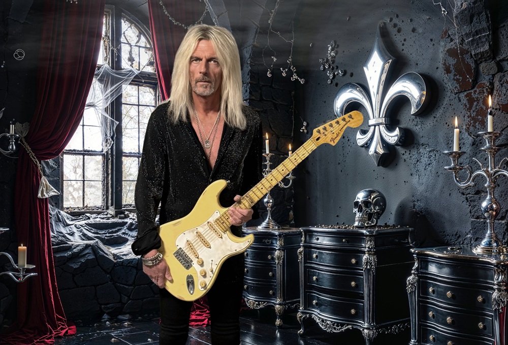 TamesideRock's tweet photo. Axel Rudi Pell is one of Rock’s most successful musicians. His songs are marked by his typical, unmistakable signature, a hybrid of powerful guitar riffs and catchy melodies, presented by a brilliant band. His new album ‘Ghost Town’ comes out next Friday.
https://t.co/WDJimh7VBu https://t.co/LUeTobhDi5