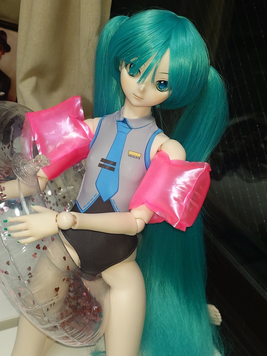 遂に工具やプロセスを変えて久々にドール用品に再挑戦

半透明ピンク、割とかわいい！