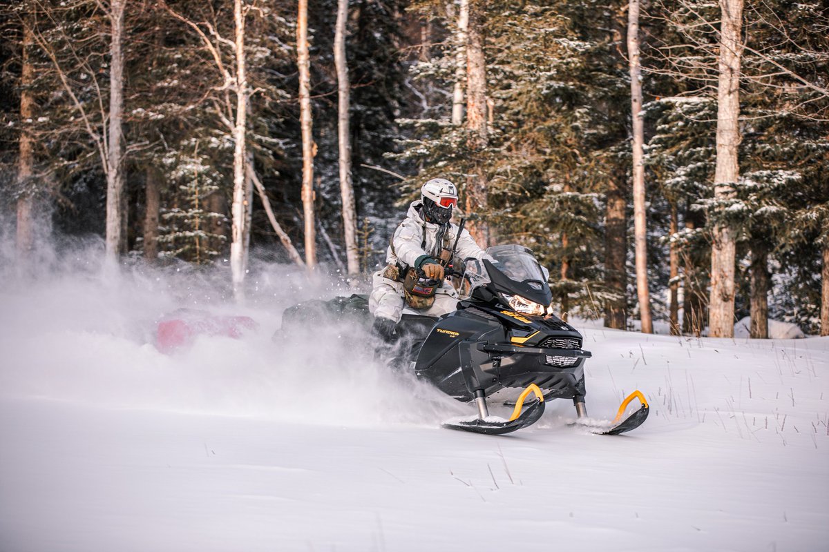 NATO_SOF's tweet photo. When the temperature drops ⬇️, the tempo rises ⬆️

During Exercise Arctic Edge 2026 (AE26), operators from the 🇺🇸 10th Special Forces Group (Airborne) train in Alaska’s extreme Arctic conditions.

❄️ Small unit tactics
❄️ React-to-contact drills on snowshoes
❄️ Snowmobile familiarization
❄️ Cold-weather infiltration techniques

No matter the conditions, the mission goes on ⏯️

#ArcticEdge26 #AE26 #USNORTHCOM 

📸 @USNorthernCmd & @socnorth 
@USSOCOM @JFCNorfolk