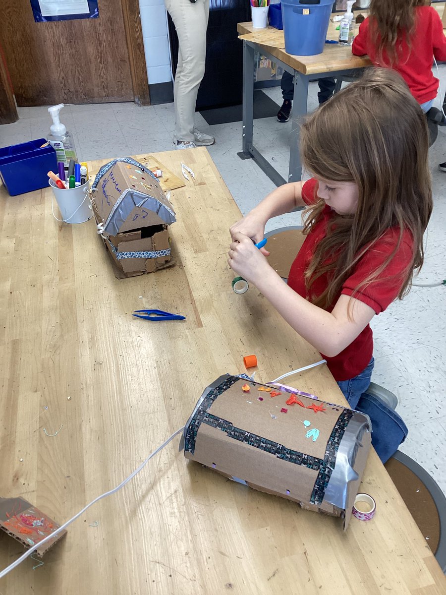 Erin Macsurak tweet media