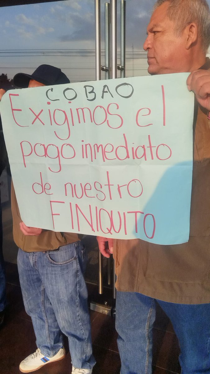 Despierta_Oax's tweet image. ⚠️ Jubilados protestan por falta de respuesta de la Dirección General
Jubilados se manifestaron frente a las oficinas centrales para denunciar la falta de respuesta a sus demandas por parte de la Dirección General encabezada por Delfina Guzmán.

#Oaxaca #Jubilados #Protesta