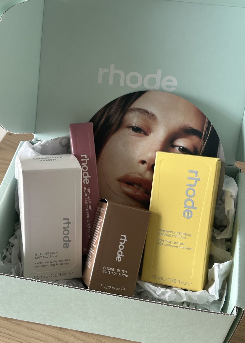 𝐃𝐚𝐢𝐬𝐲 tweet media