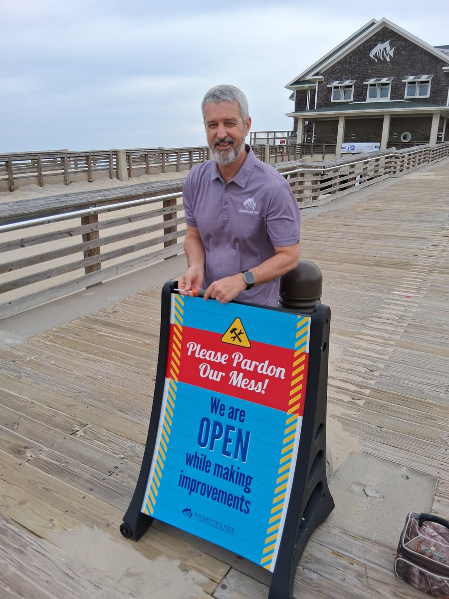 Jennette's Pier tweet media