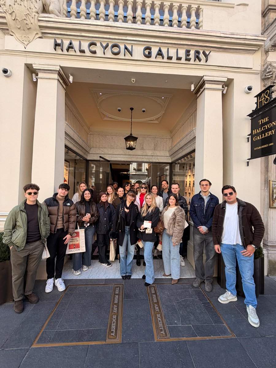 EU Business School tweet media