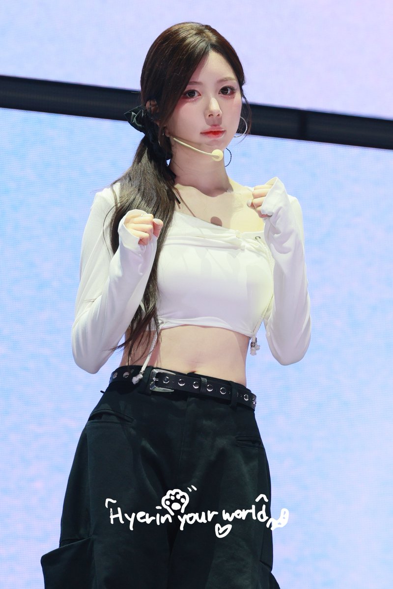 260301

#트리플에스 #tripleS #정혜린 
#トリプルS #ヘリン #HyeRin