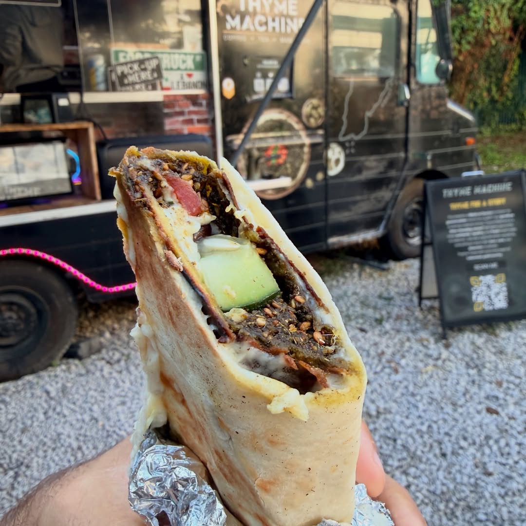 thymemachine_fl's tweet image. Morning at Thyme Machine.

Zaatar and cheese manousheh on warm saj. Steam rising like a small prayer
You tear a piece. The olive oil stains your fingers. The smell hits before the first bite

Open early. Come take a bite of where you came from
 #Zaatar #Manousheh #LebaneseMorning