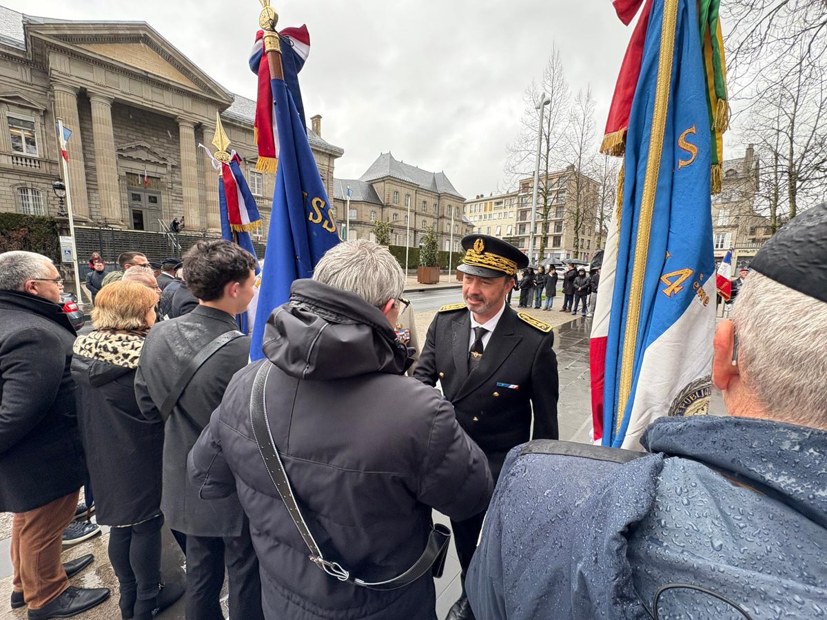 Préfet du Cantal tweet media