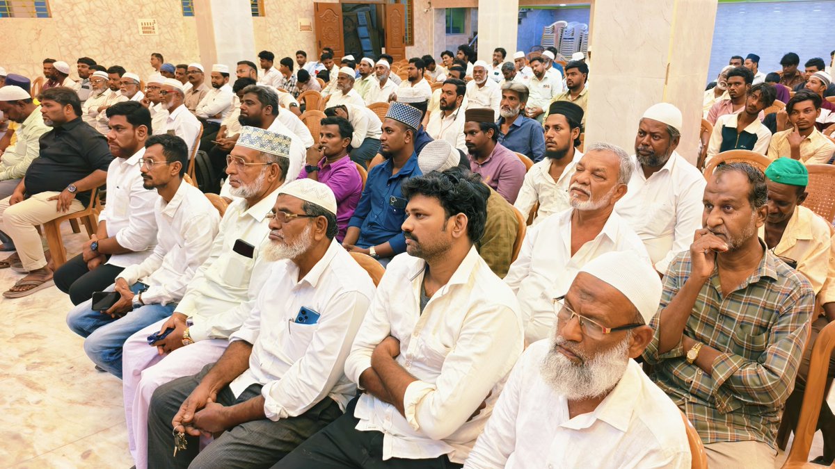 மனிதநேய மக்கள் கட்சி வடசென்னை மேற்கு மாவட்டம் சார்பில் பெரம்பூர் பகுதி 37 வட்டத்தில் நடைபெற்ற புனித ரமலான் மாதத்தில் நோன்பு திறக்கும் (இஃப்தார்) நிகழ்வில் கலந்து கொண்டேன்.