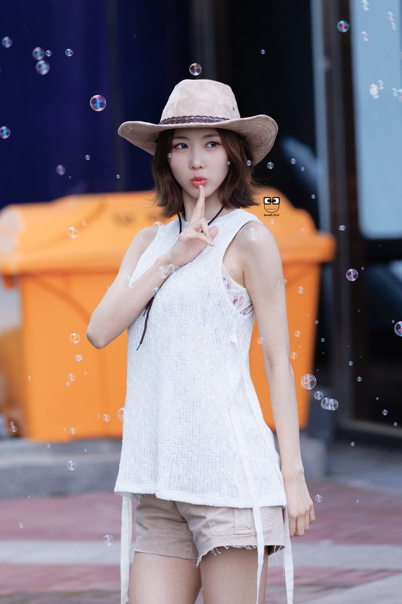 230602 Dreamcatcher mini fan meeting
#dreamcatcher #드림캐쳐 #yoohyeon #유현