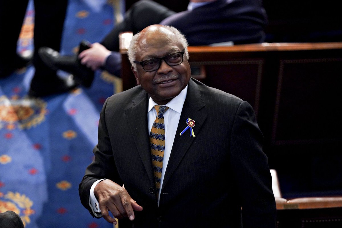 BrianEastwoodx's tweet image. Term limits: Representative Jim Clyburn is 85 years old and running for his 18th term in Congress. 

Why do these people not retire?