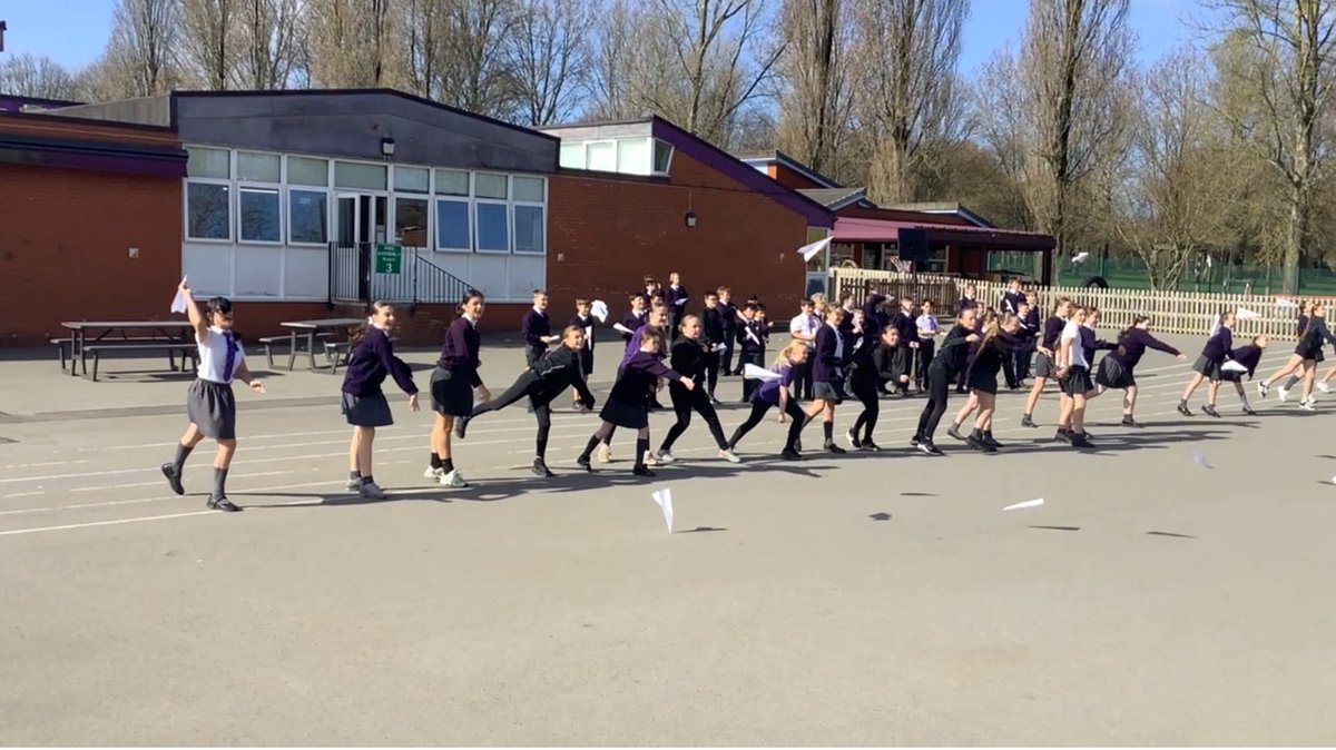 SPBYear6 tweet media