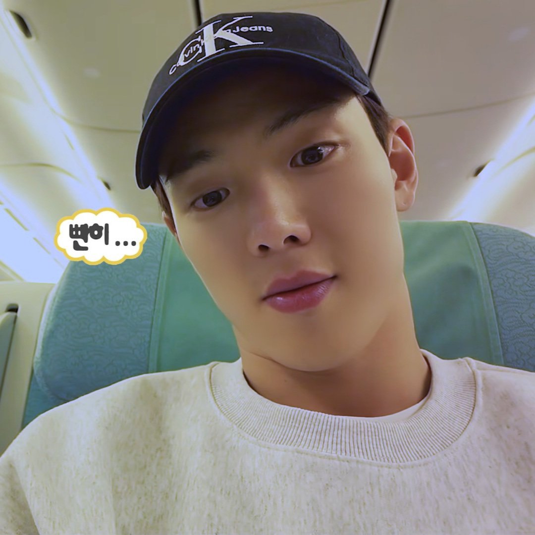 늦었지만 굿! tweet media