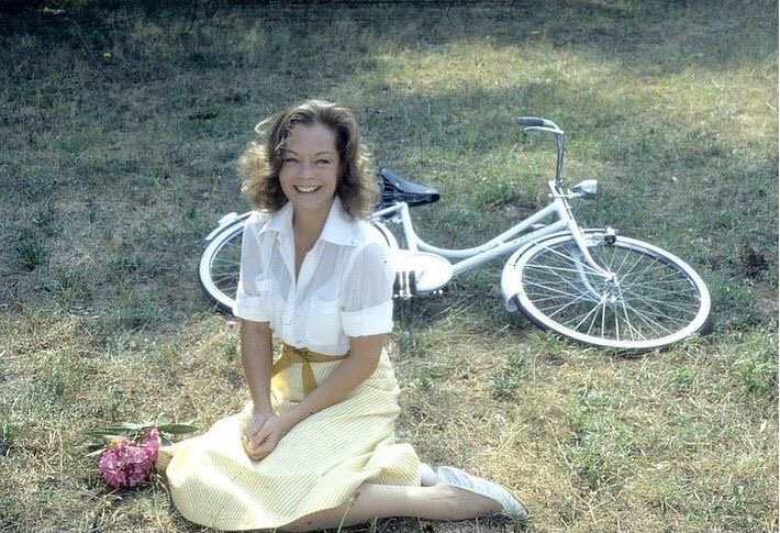 romy schneider daily tweet media