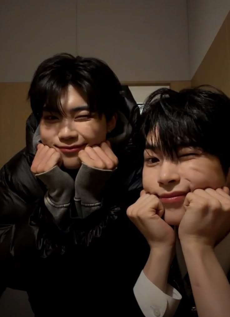 Gunwook. tweet media