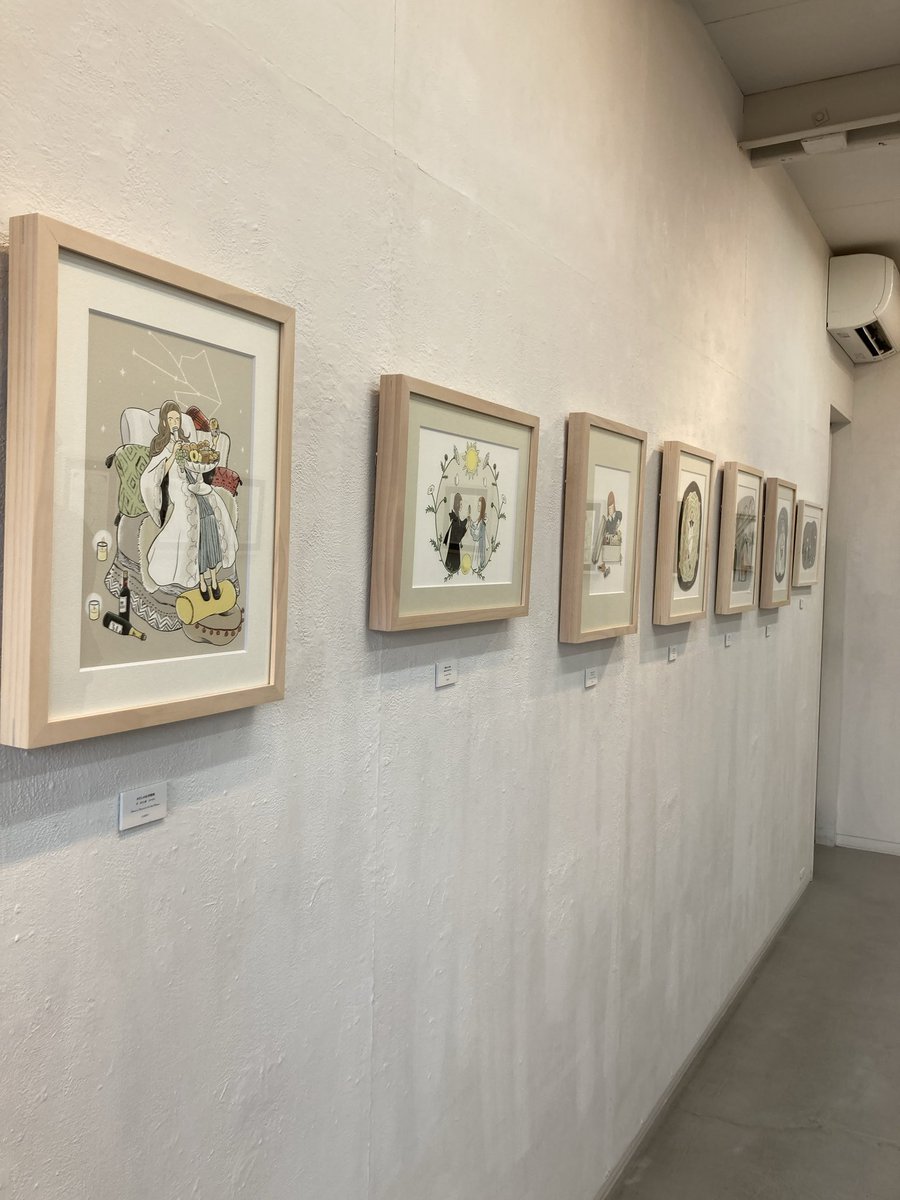 やさきさとみ個展
「それは、星が言ったこと」が、
先日無事に終了しました。

天気にも恵まれ、多くの方にお越しいただきました。たくさんの出会いと、創作のヒントをいただけたことに、やさき本人も心より感謝しております！と申しておりました。
ありがとうございました。