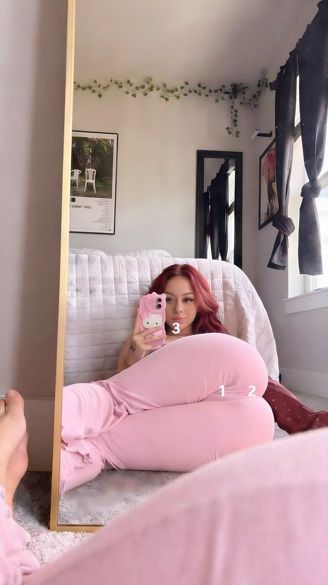 Lena 💋 tweet media