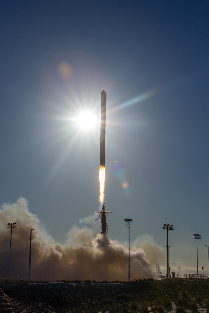 Sean Parker tweet media