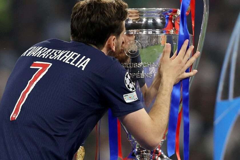 Squiddy98 tweet media