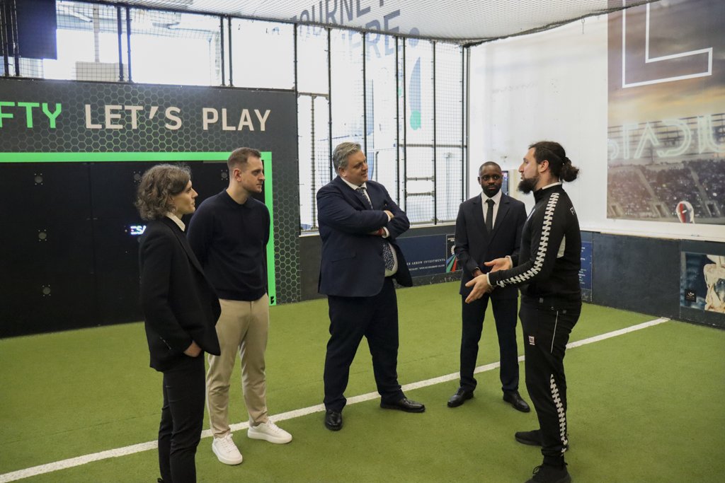 FTYLab's tweet photo. Some pictures from the visit of Minister Blair McDougall, Parliamentary Under-Secretary of State at the Department for Business and Trade to FTY Lab.

#EliteSkillsArena https://t.co/tAT4KwBPxH