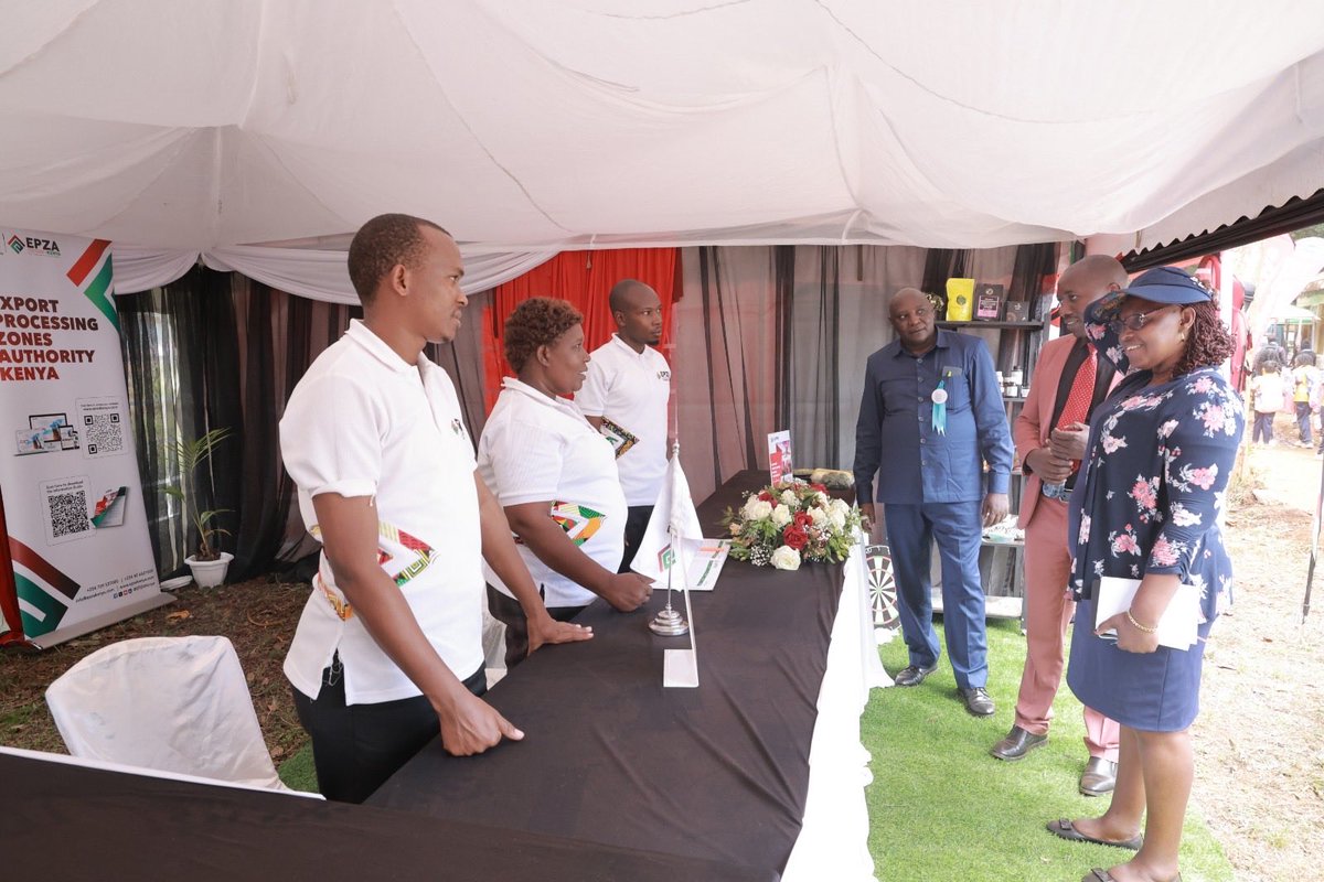 epzakenya's tweet image. #DayOne of the Annual Eastern Kenya Embu Show @AgriSocietyOfKe 

We welcome you to the @epzakenya exhibition and information booth to learn about the EPZ Program; its contribution to Kenya’s economic development, available investment opportunities and how it promotes the creation