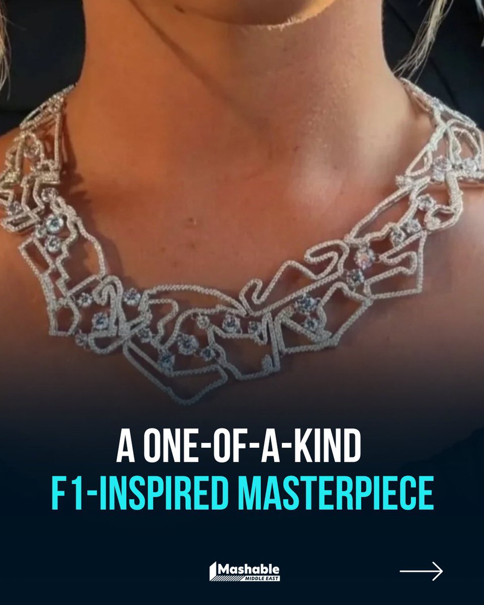 Mashable_ME's tweet image. A one-of-a-kind F1-inspired masterpiece 💎🏎️
Hannah St John’s diamond necklace was one of the standout moments at Glamour on the Grid

What do you think of this design?

#Luxury #F1 #diamonds #mashableme