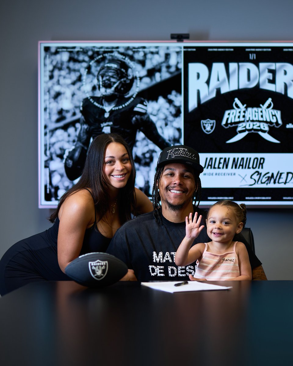 Las Vegas Raiders tweet media