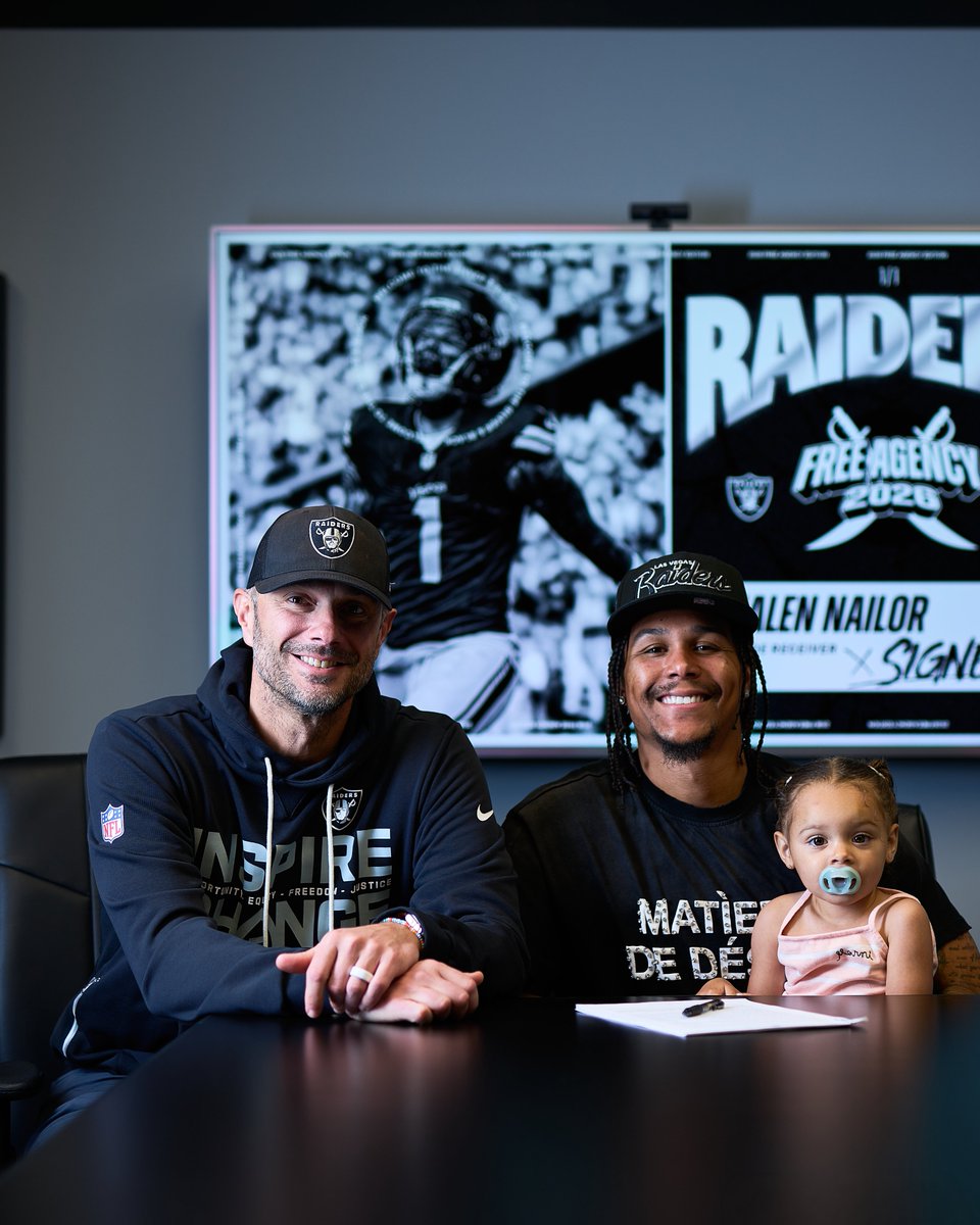Las Vegas Raiders tweet media