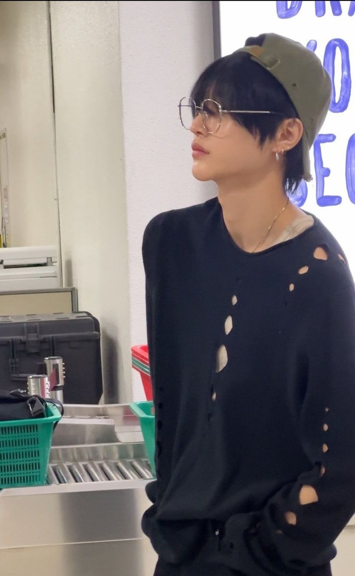 삐니 얼굴 tweet media