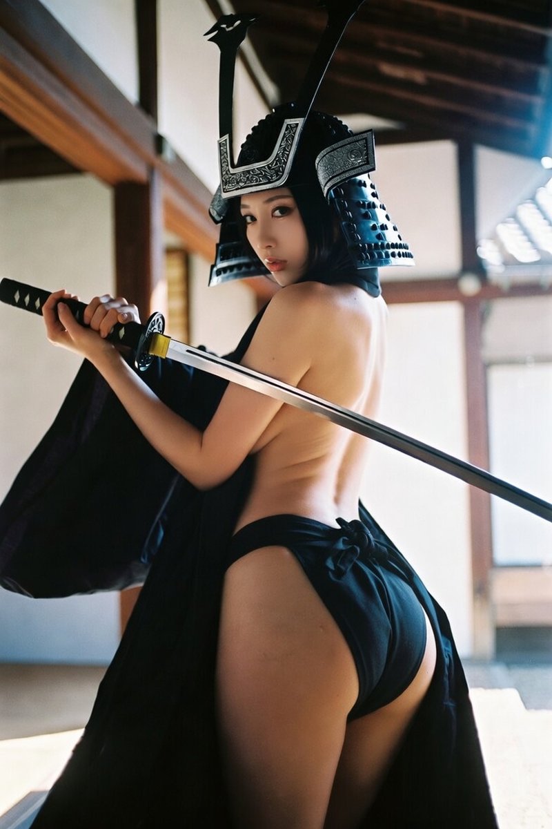 AI_GIRL_DESIGN's tweet photo. TGIF✨SAMURAI
あ、逆刃刀だ。
#GrokImagine https://t.co/laSyJEoW1z