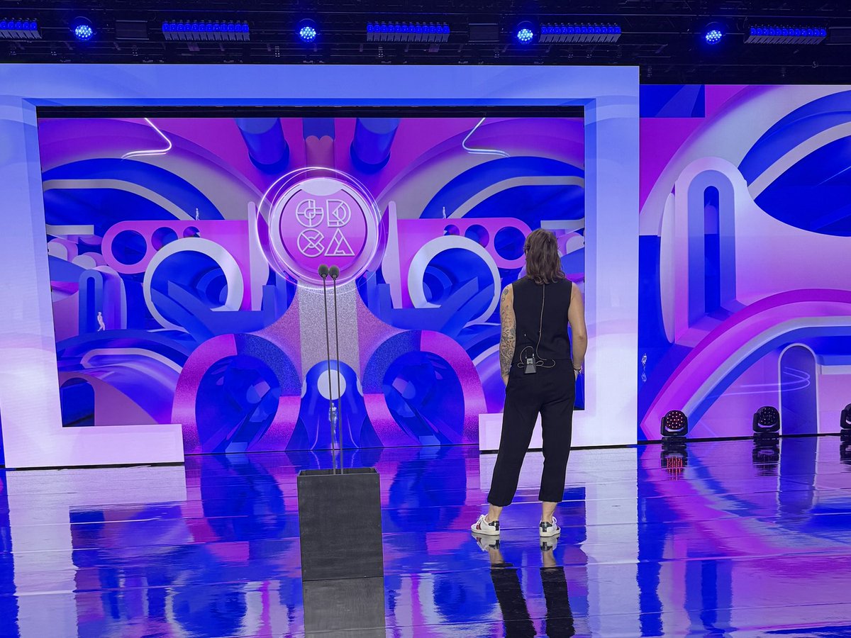 Sam Maggs tweet media