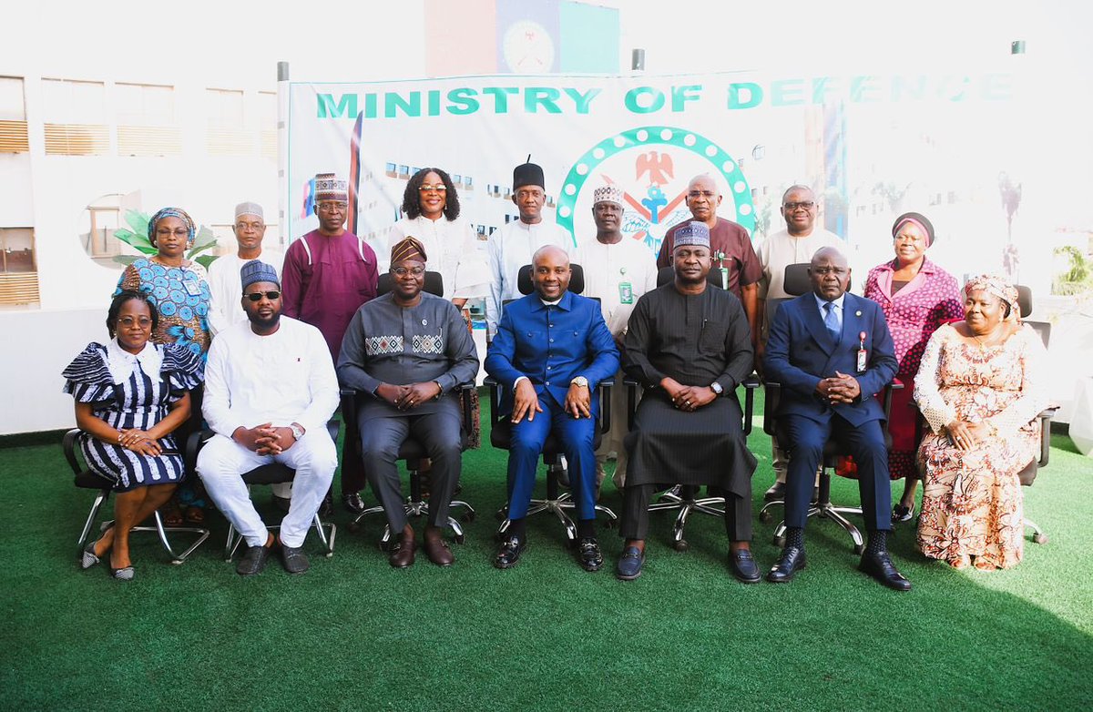 FmstNg's tweet photo. The Hon. Minister of @FmstNg , Dr. @KingsleyUdehSAN disclosed this during a courtesy visit to the Hon Minister of Defence, General (rtd) Christopher Gwabin Musa, at the @DHQNigeria in Abuja.

Dr. Udeh stressed that science, STI remain critical pillars for strengthening https://t.co/ECXEzEWWo4