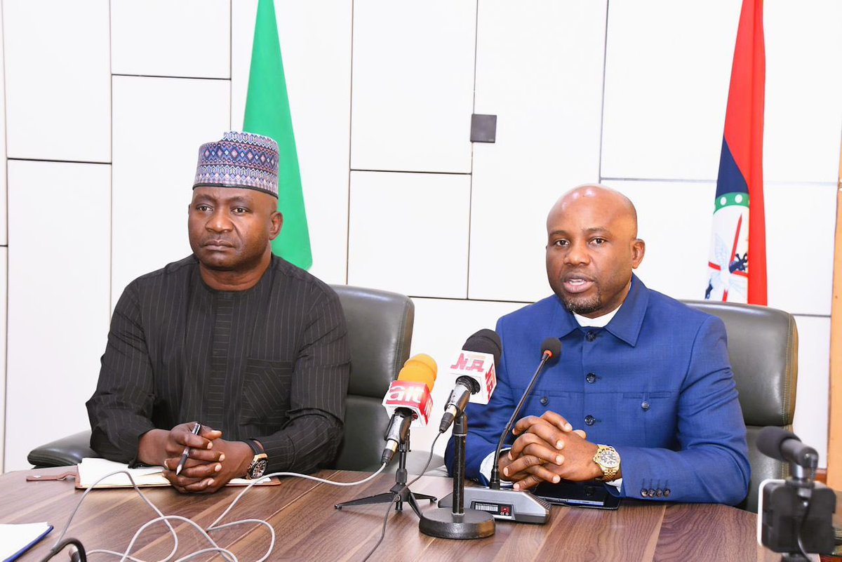 FmstNg's tweet photo. The Hon. Minister of @FmstNg , Dr. @KingsleyUdehSAN disclosed this during a courtesy visit to the Hon Minister of Defence, General (rtd) Christopher Gwabin Musa, at the @DHQNigeria in Abuja.

Dr. Udeh stressed that science, STI remain critical pillars for strengthening https://t.co/ECXEzEWWo4