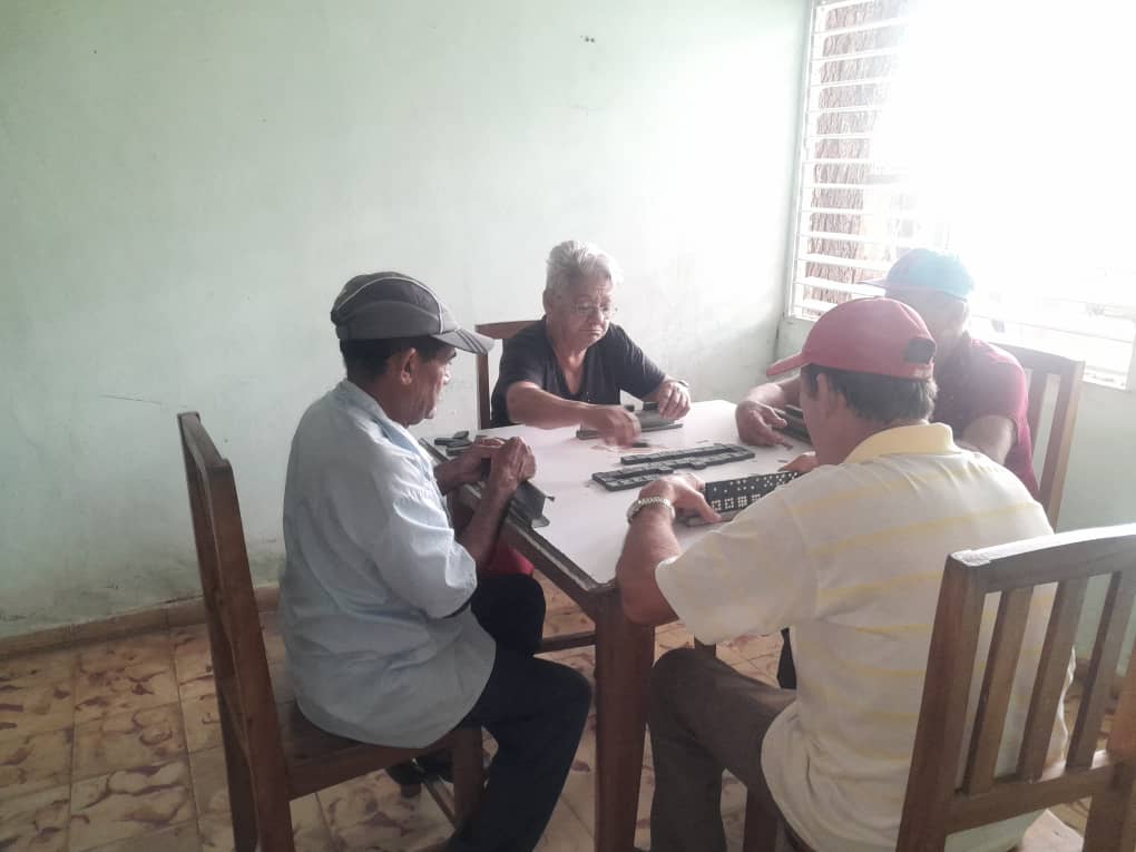 Actividades recreativas con el Adulto Mayor comedor saff del consejo popular de Orlando González del municipio Majagua
#InderCavFidelVive