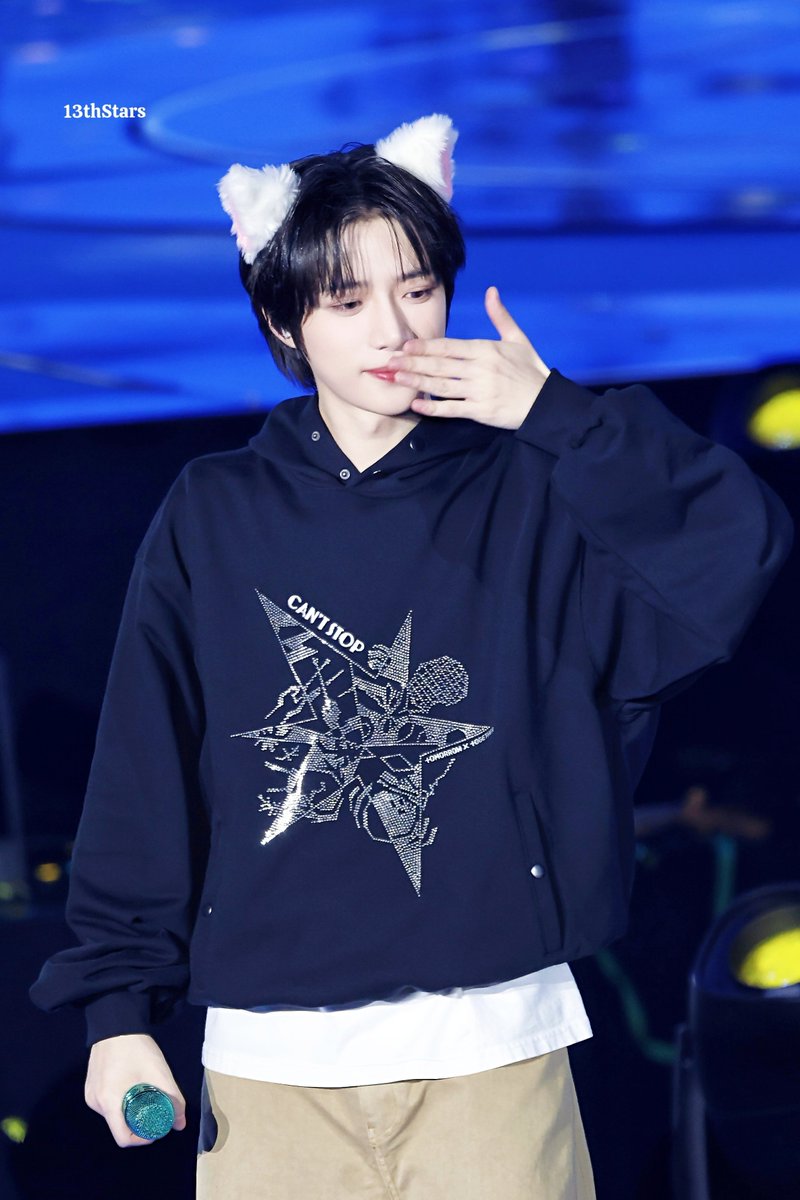 Be my light💫 tweet media