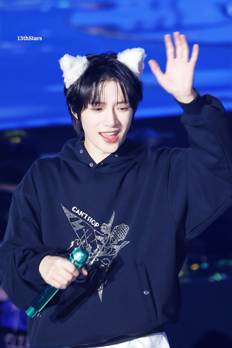 Be my light💫 tweet media