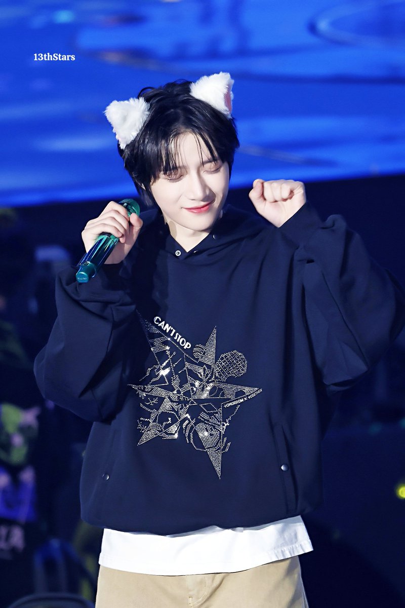 Be my light💫 tweet media