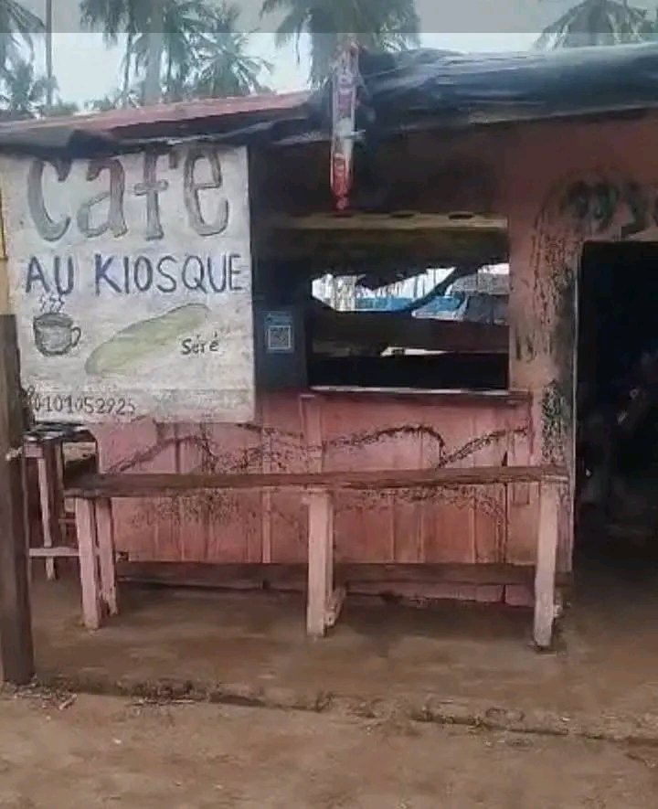 Ivoirowsky's tweet photo. 🇨🇮👮Après la lutte contre l’incivisme routier, les restaurateurs insalubres sont concernés.
Le "Diallo" de la plage de #Modeste est convoqué par la police sanitaire pour une séance de travail. https://t.co/Bwp4gw4KeD