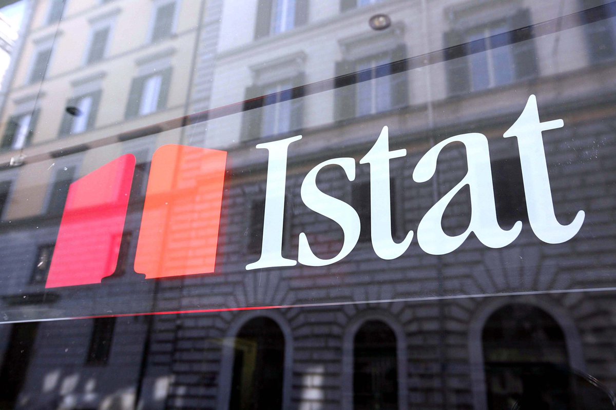 Istat, il segretario confederale della #Cisl #MattiaPirulli: «Dinamiche del lavoro positive, ma demografia e inattività femminile e giovanile restano un freno».
Leggi il comunicato👉 cisl.it/istat-dinamich…