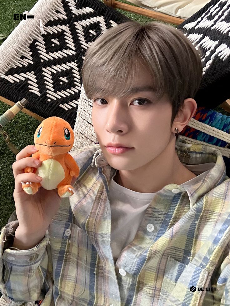 _cryfor9WICE's tweet photo. @foulkl0re @BELIFTLAB HEESEUNG IS NOT OPTIONAL. Erasing him undermines ENHYPEN's identity. Creative freedom must never cost the whole team. Fans demand seven members remain intact. ENHYPEN IS SEVEN.

DO NOT REWRITE THE FATE OF ENHYPEN
#BEACCOUNTABLE_BELIFT
#ENHYPEN_IS_7 
#HEESEUNG_STAYS https://t.co/lsm8qRTXT7