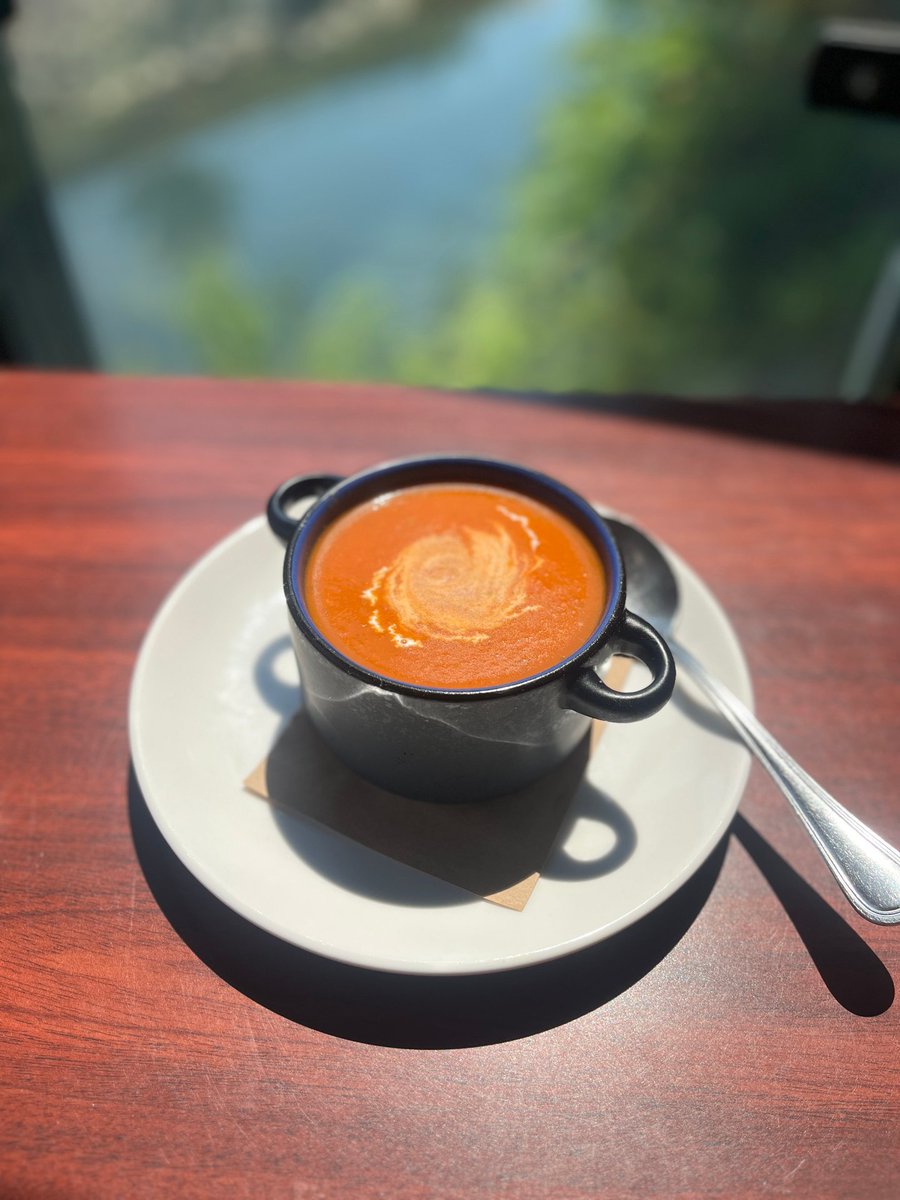 There's nothing quite like a warm bowl of soup to soothe the soul. Our Savory Tomato Bisque is a smooth blend of slow-braised ripe tomatoes, making it the perfect comfort food. 

Come get cozy with us!
sittingducktavern.com