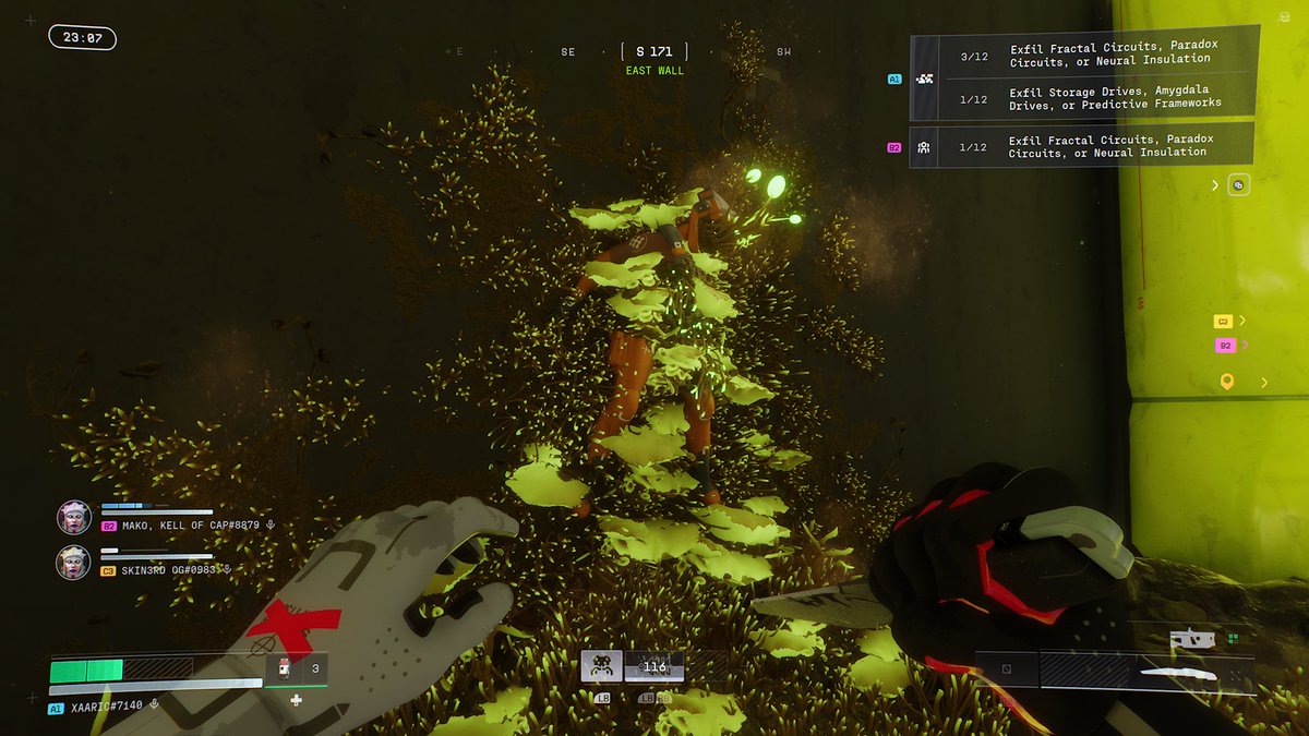 xaaric_'s tweet photo. Uh guys. I think I found a left over colonist here in Perimeter…. #MarathonGame https://t.co/JlKUcejvqw