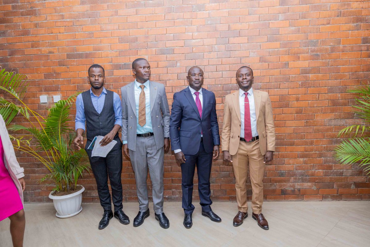 OgingaDerick's tweet photo. The engagement provided an insightful leadership conversation with members on governance, youth leadership, and the role of young leaders in shaping the future of Siaya.

Theme: Youth at the Helm: Shaping Siaya’s Future Through Leadership. https://t.co/Me6KoWROfe