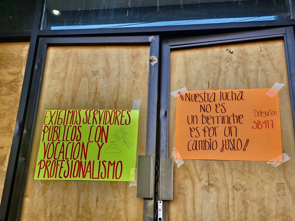 Edu4rdoCastillo's tweet photo. Quicio / SE HABÍA DESPEDIDO pero resulta que luego dijo: ¡pues no me voy! afirman los TRABAJADORES DE BASE DEL REGISTRO CIVIL DE  OAXACA, quienes califican de pésima la gestión de Andrea Cruz Salazar,  jefa del Archivo Central del Registro Civil, y la… https://t.co/AcL7GcIJWq https://t.co/741tcYszQk