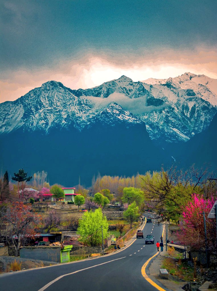 The_North_Blood's tweet image. This is Gilgit-Baltistan. 🏔️

#skardubaltistan #GilgitBaltistan #Hunza  #naturelovers #nature #Gilgit #Karakoram