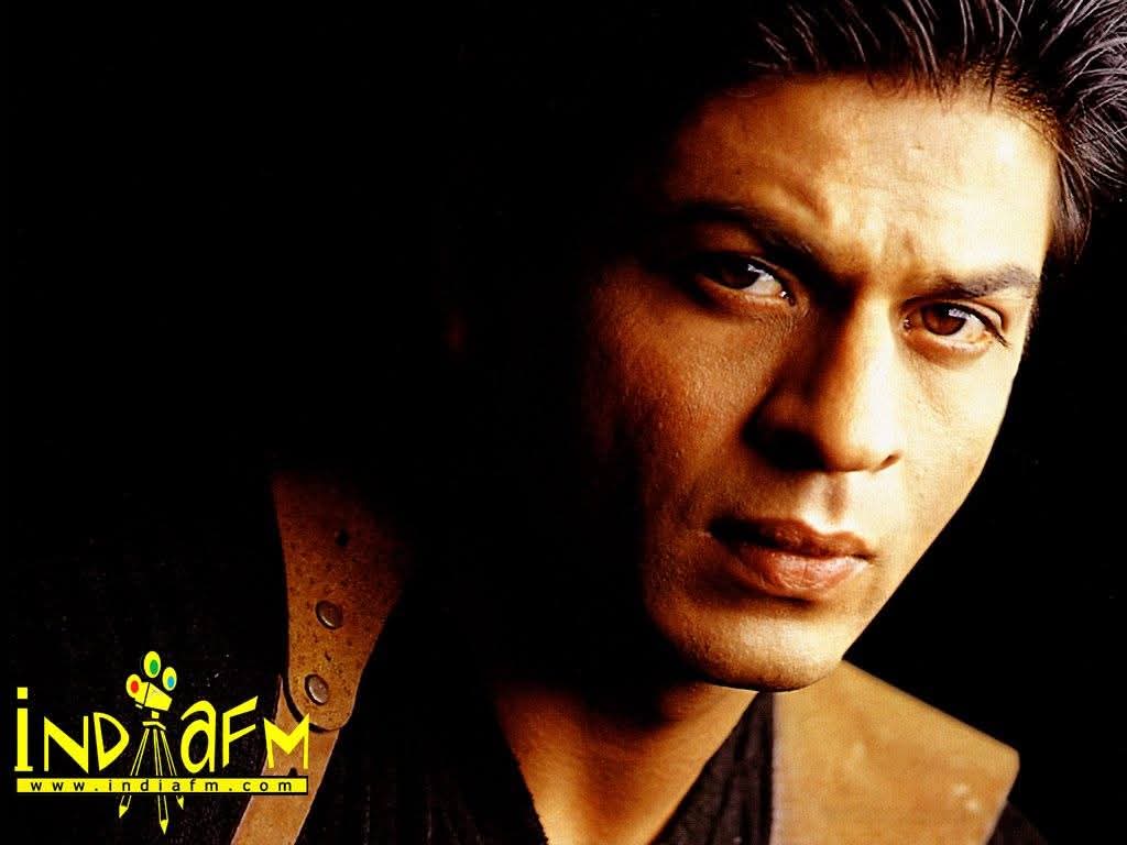 MonikaBeing's tweet photo. #ShahRukhKhan @iamsrk #One2ka4 Wallpaper ๐๐ฅ๐ฅ๐ฅ๐ https://t.co/59L24j724D