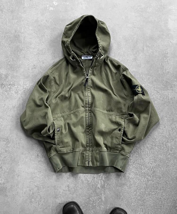 myrailofficial's tweet photo. Stone Island step into the slightly warmer months with their very latest organic Panama cotton range. Now available from MYRAIL.

https://t.co/DozC7HApn0

#stoneisland https://t.co/Yw0vSrAAkz