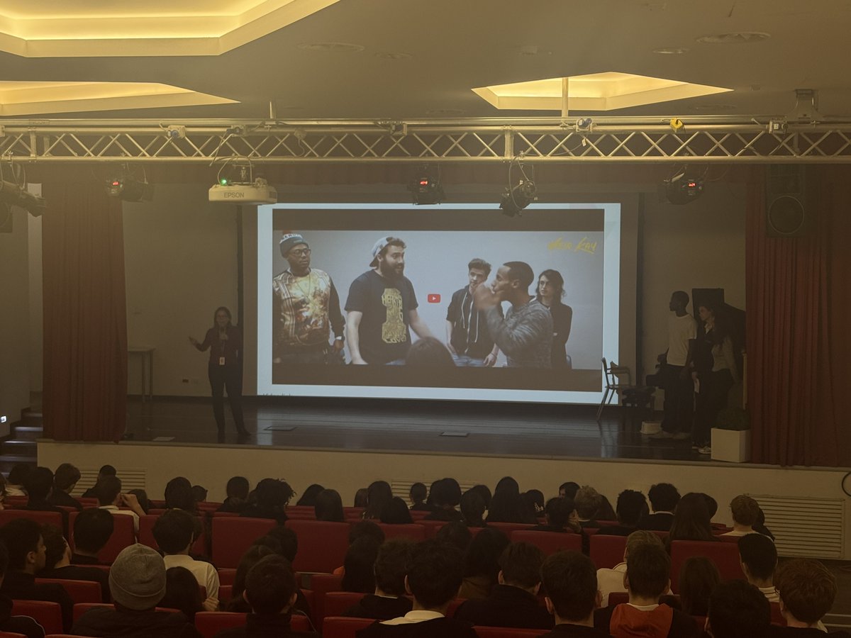 RIS Rome International School tweet media