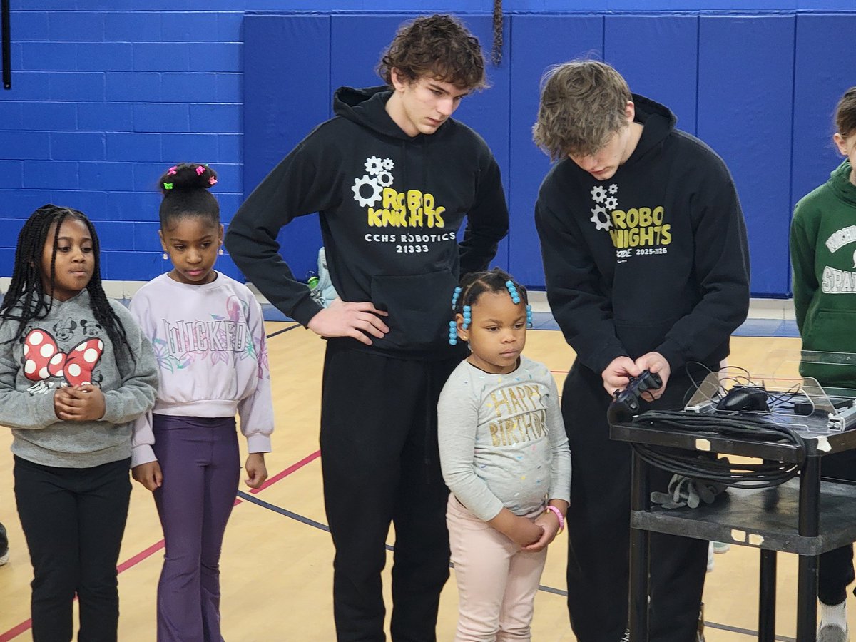 21333Robo's tweet photo. We had a blast today sharing at Calvin Christian School - South Holland, IL about our program, trips to FIRST U.S. Governors Cup and FIRST Illinois Robotics State Championship and STEM!

We love sharing with our local community! https://t.co/ETThFSTycP
